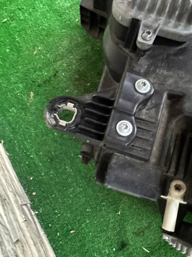 Frontscheinwerfer BMW X1 F48 7193708 LED Rechts Scheinwerfer Headlight SCH2142517650et
