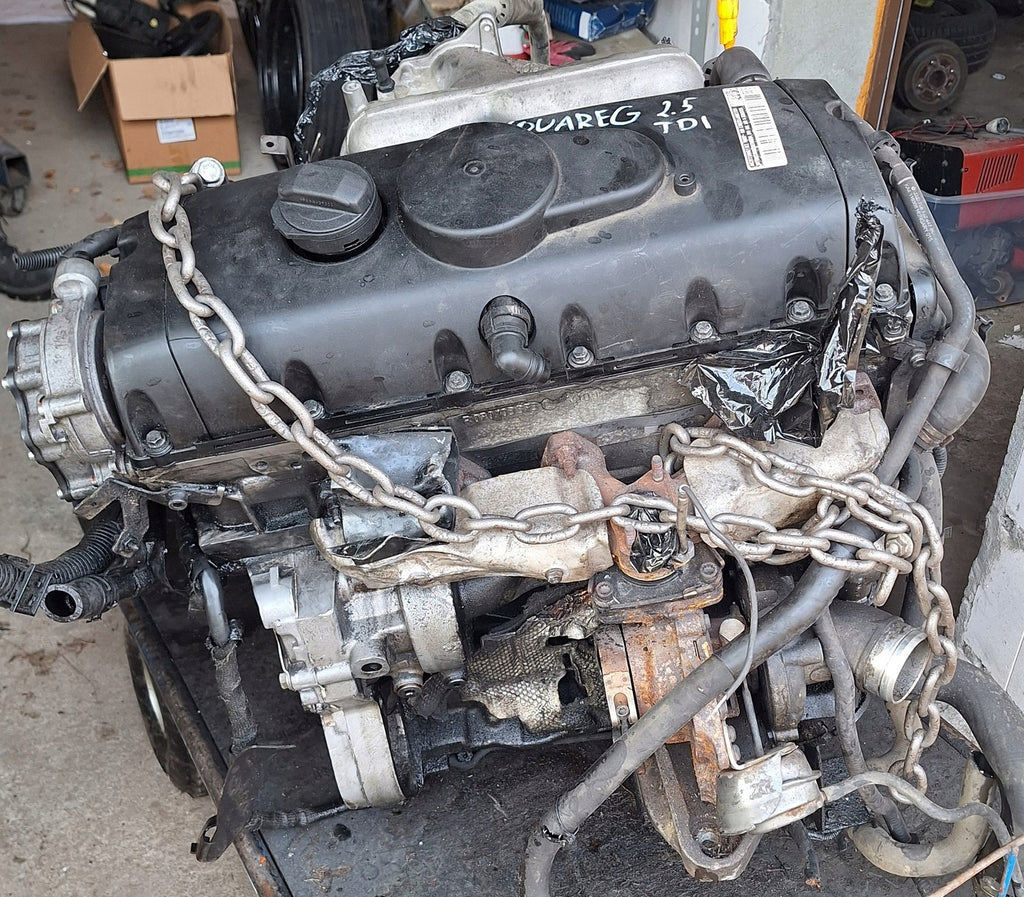 Motor VW Touareg BPD 2.5 TDI 163PS 120kW Diesel Engine Komplett