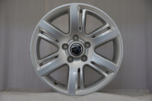 Load image into Gallery viewer, 4x Alufelge 17 Zoll 8.0" 5x120 49ET 2H0601025J VW Amarok Rim Wheel FEL9696979871yf