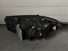 Laden Sie das Bild in den Galerie-Viewer, Frontscheinwerfer BMW 5 G31 G30 7439200-01 Full LED Rechts oder Links