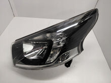 Laden Sie das Bild in den Galerie-Viewer, Frontscheinwerfer Opel Vivaro B 260607015R LED Links Scheinwerfer Headlight SCH6261109182bt