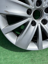 Load image into Gallery viewer, 1x Alufelge 16 Zoll 6.5&quot; 5x112 30ET 7N0601025K VW Sharan Rim Wheel