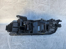 Laden Sie das Bild in den Galerie-Viewer, Frontscheinwerfer Skoda Octavia III Ein Satz Scheinwerfer Headlight SCH2106173448yf