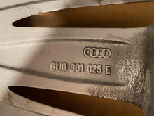 Load image into Gallery viewer, 1x Alufelge 17 Zoll 6.5&quot; 5x112 33ET 8U0601025E Audi Q3 Rim Wheel