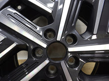 Laden Sie das Bild in den Galerie-Viewer, 1x Alufelge 17 Zoll 7.0&quot; 5x114.3 50ET Glanz Schwarz 52910-DD100 Hyundai Kona Mg