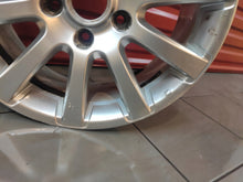 Load image into Gallery viewer, 1x Alufelge 18 Zoll 7.5" 5x127 51ET Jeep Grand Cherokee Wk Wk2 Rim Wheel FEL5227101063id