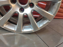Load image into Gallery viewer, 1x Alufelge 18 Zoll 7.5" 5x127 51ET Jeep Grand Cherokee Wk Wk2 Rim Wheel FEL5227101063id