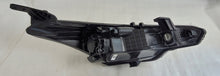 Load image into Gallery viewer, Frontscheinwerfer Hyundai I20 II 92101-C8000 Ein Stück (Rechts oder Links)