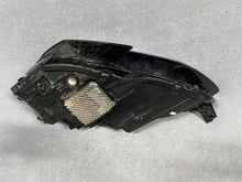 Laden Sie das Bild in den Galerie-Viewer, Frontscheinwerfer Audi A3 8Y0941034 90193988 LED Rechts Scheinwerfer Headlight