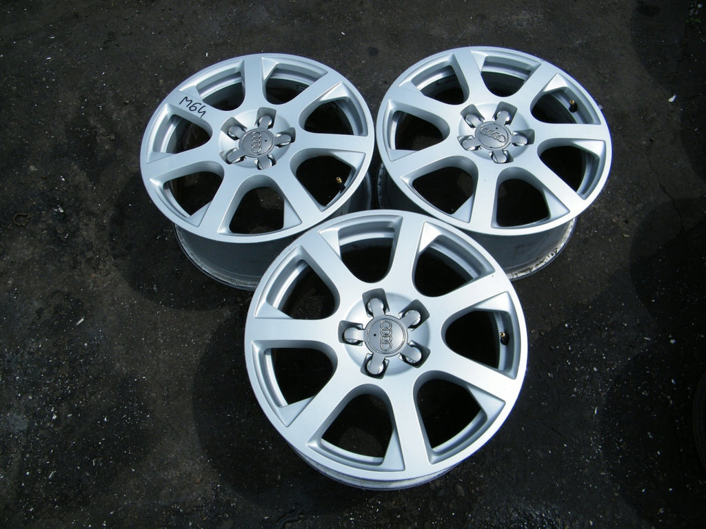 1x Alufelge 17 Zoll 8.0" 5x112 39ET Glanz Silber 8T0601025B Audi A5 A4 Rim Wheel