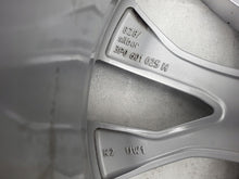 Load image into Gallery viewer, 1x Alufelge 18 Zoll 8.0" 5x112 44ET Glanz Silber 3P0601025E Skoda Superb FEL1493461195vb