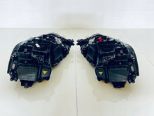 Load image into Gallery viewer, Frontscheinwerfer VW Golf Sportsvan 517941034B 517941033B Ein Satz Headlight SCH9900765163cl