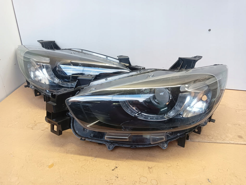 Frontscheinwerfer Mazda Cx5 KA1F-51040 LED Ein Stück (Rechts oder Links)