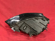 Load image into Gallery viewer, Frontscheinwerfer Audi A4 B8 8K0941003G 0301240281 Xenon Links Headlight