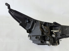 Laden Sie das Bild in den Galerie-Viewer, Frontscheinwerfer Toyota Avensis 81170-05400 Full LED Links Headlight SCH5078804900db