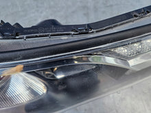 Laden Sie das Bild in den Galerie-Viewer, Frontscheinwerfer Toyota 312-11D Rechts Scheinwerfer Headlight SCH4247049948jb