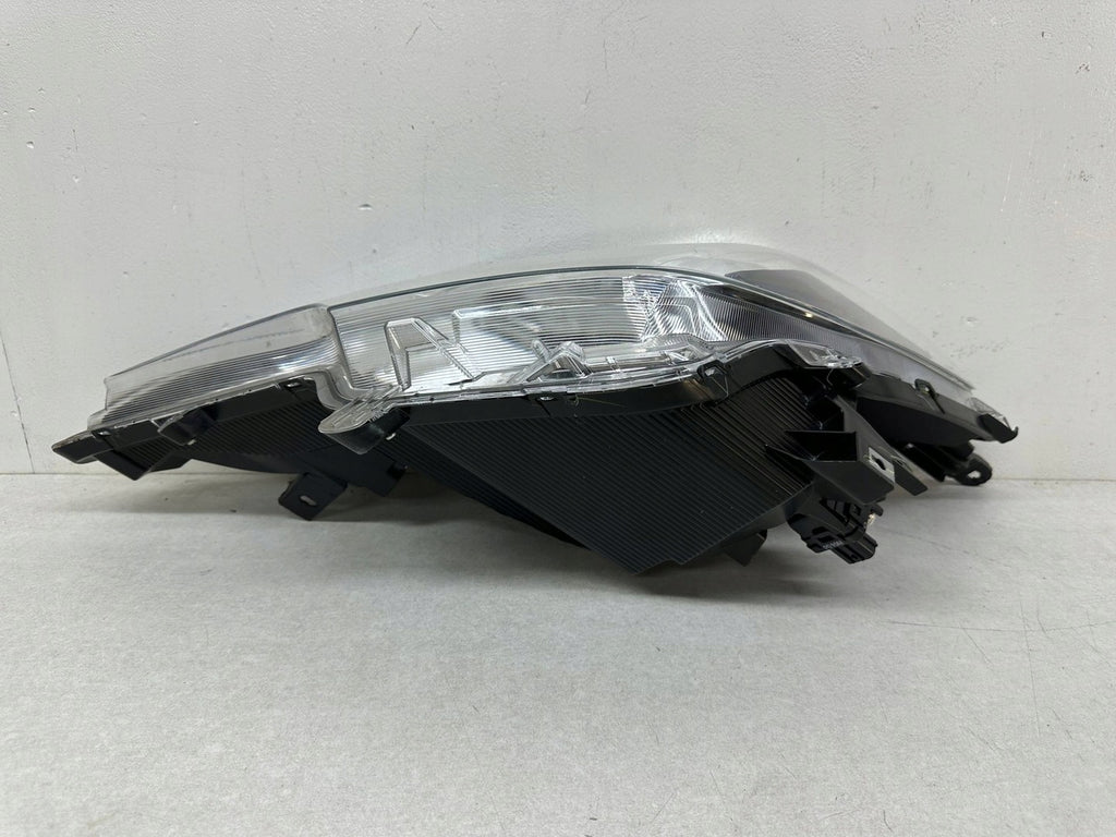 Frontscheinwerfer Mitsubishi Space W Star 8301D445 Ein Stück (Rechts oder Links)