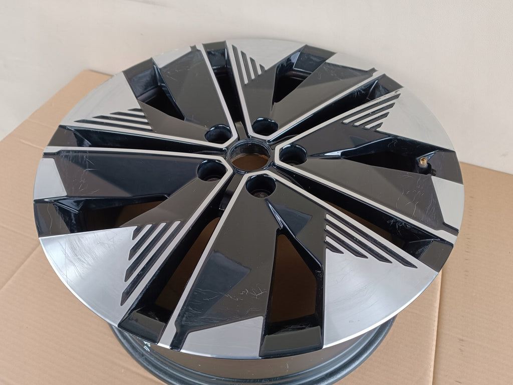 1x Alufelge 19 Zoll 7.5" 5x114.3 46ET 403002266R Renault Rim Wheel FEL1056070020qu