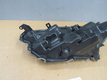 Load image into Gallery viewer, Frontscheinwerfer Toyota Yaris LED Rechts Scheinwerfer Headlight