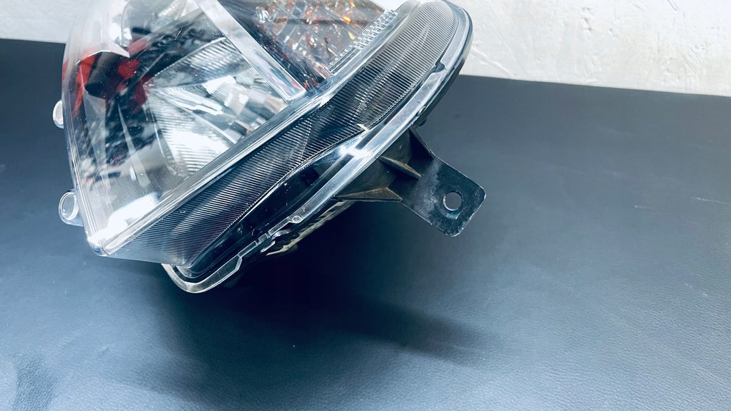 Frontscheinwerfer Dacia Sandero II 260103529R 90114431 Rechts Headlight SCH9801984674kg