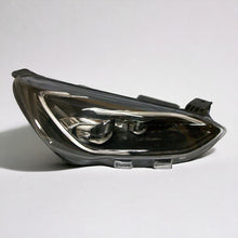 Laden Sie das Bild in den Galerie-Viewer, Frontscheinwerfer Ford Mondeo III Focus LED Rechts Scheinwerfer Headlight