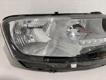 Laden Sie das Bild in den Galerie-Viewer, Frontscheinwerfer Skoda Rapid 5JB941016B Rechts Scheinwerfer Headlight SCH8016661165gy