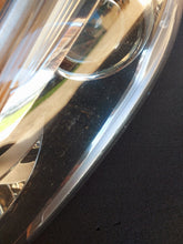 Load image into Gallery viewer, Frontscheinwerfer Volvo S60 II V60 I 31420108 Xenon Rechts oder Links SCH5802413380nf