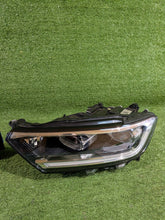 Load image into Gallery viewer, Frontscheinwerfer VW T-Roc 2GA941035 Links Scheinwerfer Headlight SCH9777894076lv
