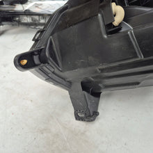 Laden Sie das Bild in den Galerie-Viewer, Frontscheinwerfer Dacia Sandero III 260107920R Full LED Rechts Headlight