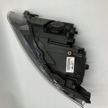 Laden Sie das Bild in den Galerie-Viewer, Frontscheinwerfer Audi Q7 4lb 4L0941029 89313056 Xenon Links Headlight