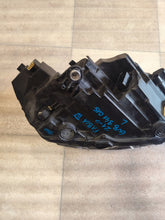 Laden Sie das Bild in den Galerie-Viewer, Frontscheinwerfer Skoda Fabia IV 6VB941015 Links Scheinwerfer Headlight SCH9319650936mb