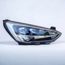 Laden Sie das Bild in den Galerie-Viewer, Frontscheinwerfer Ford Focus JX7B-13E014-AD LED Rechts Scheinwerfer Headlight