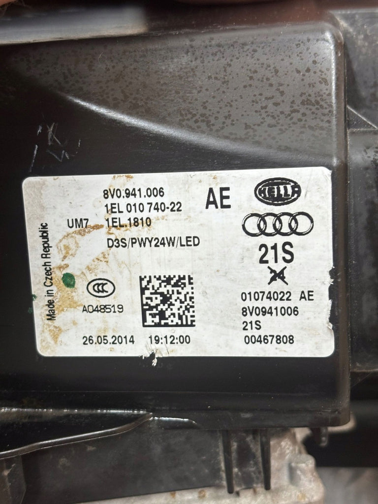 Frontscheinwerfer Audi A3 8V0941006 01074022A1EL01074022 Rechts Headlight SCH5199148150eb