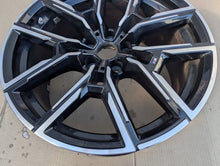 Load image into Gallery viewer, 1x Alufelge 19 Zoll 5x112 8747305 BMW G22 G23 G26 Rim Wheel FEL4113433606ar