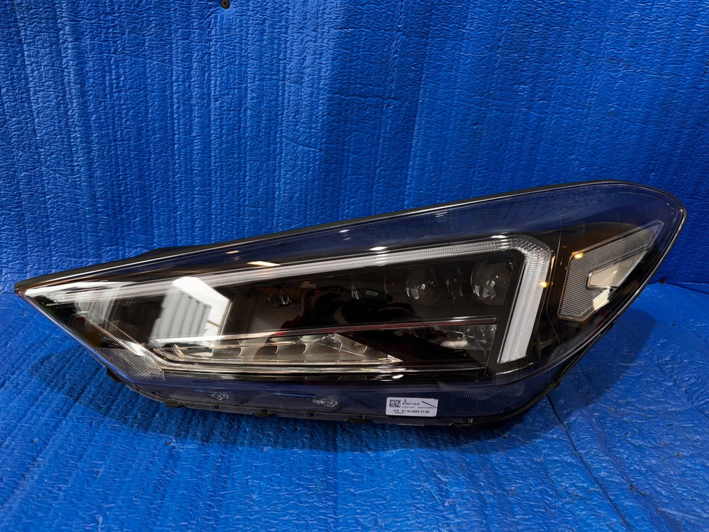 Frontscheinwerfer Hyundai Tucson D7921-21C10 Links Scheinwerfer Headlight SCH4720346227jb