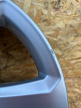 Load image into Gallery viewer, 1x Alufelge 17 Zoll 7.5" 5x112 51ET Silber 8V0601025BK Audi A3 Rim Wheel FEL8392920382gh