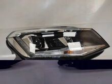 Laden Sie das Bild in den Galerie-Viewer, Frontscheinwerfer VW Caddy 2K1941032A 1EL01228610 Xenon Rechts Headlight SCH9254986595hu