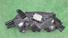 Load image into Gallery viewer, Frontscheinwerfer Mitsubishi Outlander III 8301D3-32 Full LED Rechts Headlight SCH8569006094ke