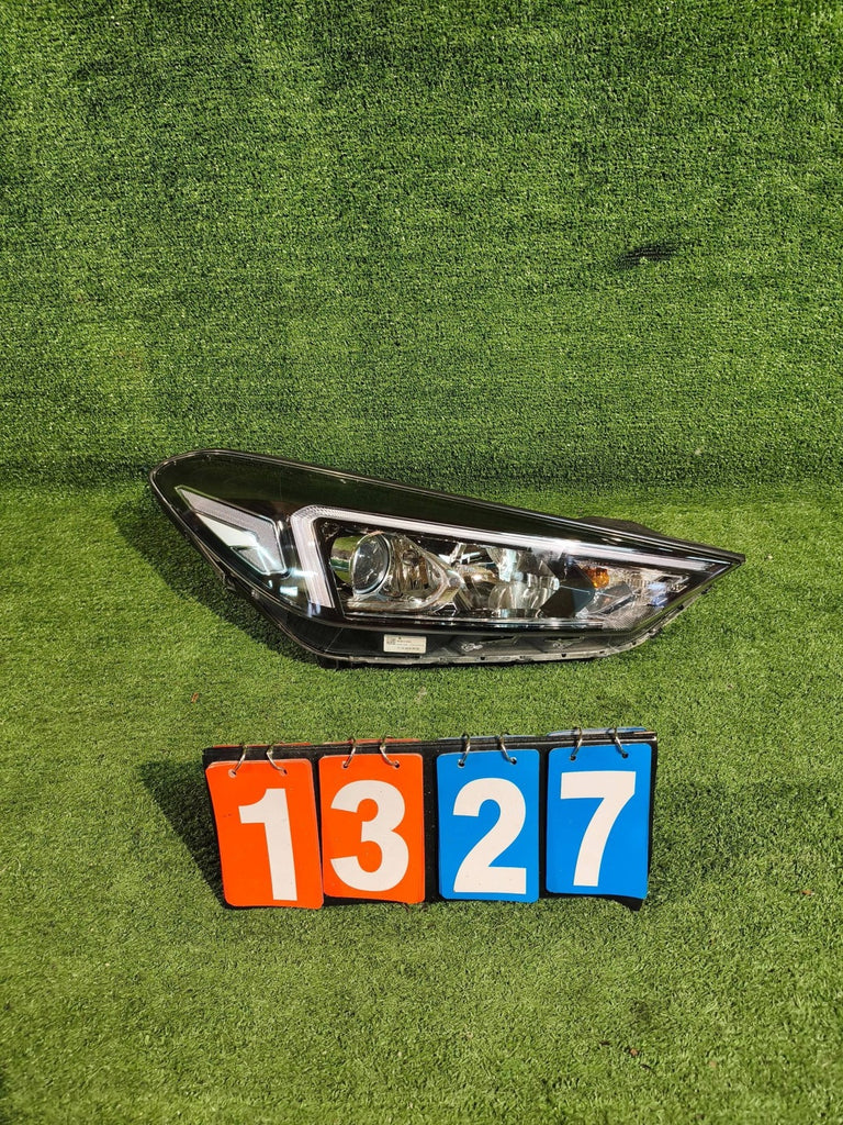 Frontscheinwerfer Hyundai Tucson 92102D7600 Rechts Scheinwerfer Headlight SCH8669922442kf