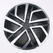 Load image into Gallery viewer, 1x Alufelge 18 Zoll 7.5&quot; 5x112 5H0601025K VW Golf Viii Rim Wheel