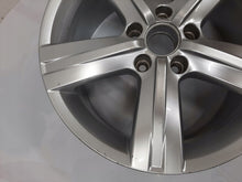 Load image into Gallery viewer, 1x Alufelge 17 Zoll 7.5" 5x112 47ET Glanz Silber 3AA601025E VW Passat B7 FEL6455605124fz