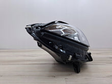 Laden Sie das Bild in den Galerie-Viewer, Frontscheinwerfer Mercedes-Benz W206 A2069066204 Rechts Scheinwerfer Headlight SCH9585920416zs