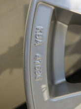 Laden Sie das Bild in den Galerie-Viewer, 1x Alufelge 16 Zoll 7.0" 4x100 35ET Glanz Silber KBA47636 Dacia Sandero Ii FEL1942846257pv