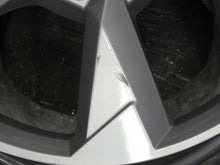 Laden Sie das Bild in den Galerie-Viewer, 1x Alufelge 19 Zoll 7.0" 5x112 43ET Glanz Silber 83A601025N Audi Rim Wheel FEL7997161131eu