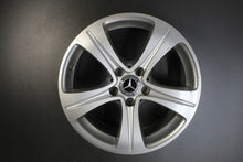 Load image into Gallery viewer, 4x Alufelge 17 Zoll 7.5" 5x112 40ET Glanz Silber A2134011200 Mercedes-Benz W213 FEL6202653600of