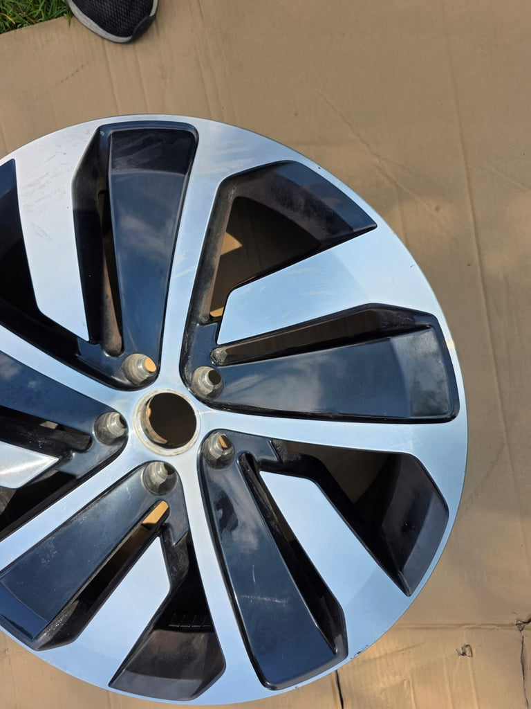 1x Alufelge 19 Zoll 8.0" 5x112 40ET Glanz Schwarz 3G8601025P VW Arteon Rim Wheel FEL9469052431hx