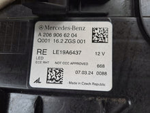 Load image into Gallery viewer, Frontscheinwerfer Mercedes-Benz W206 A2069066204 Rechts Scheinwerfer Headlight SCH4457321204fg