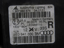 Laden Sie das Bild in den Galerie-Viewer, Frontscheinwerfer Audi A4 B7 8E0941030BM Xenon Ein Stück (Rechts oder Links)