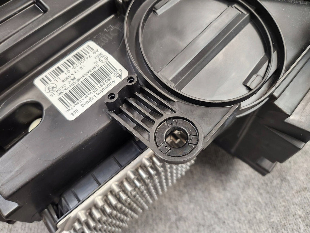 Frontscheinwerfer BMW 2 Active Tourer F45 F46 7422579-01 LED Links Headlight SCH6768503263tb