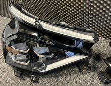 Laden Sie das Bild in den Galerie-Viewer, Frontscheinwerfer Citroën C4 III Ein Satz Scheinwerfer Headlight SCH8293344258ar